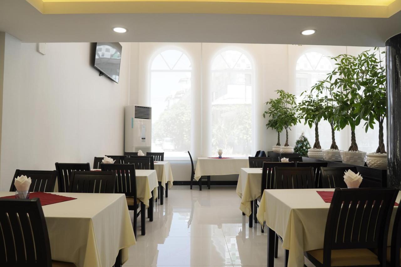 Apple Hotel Three - Near Pnh Airport Phnom Penh Exteriör bild