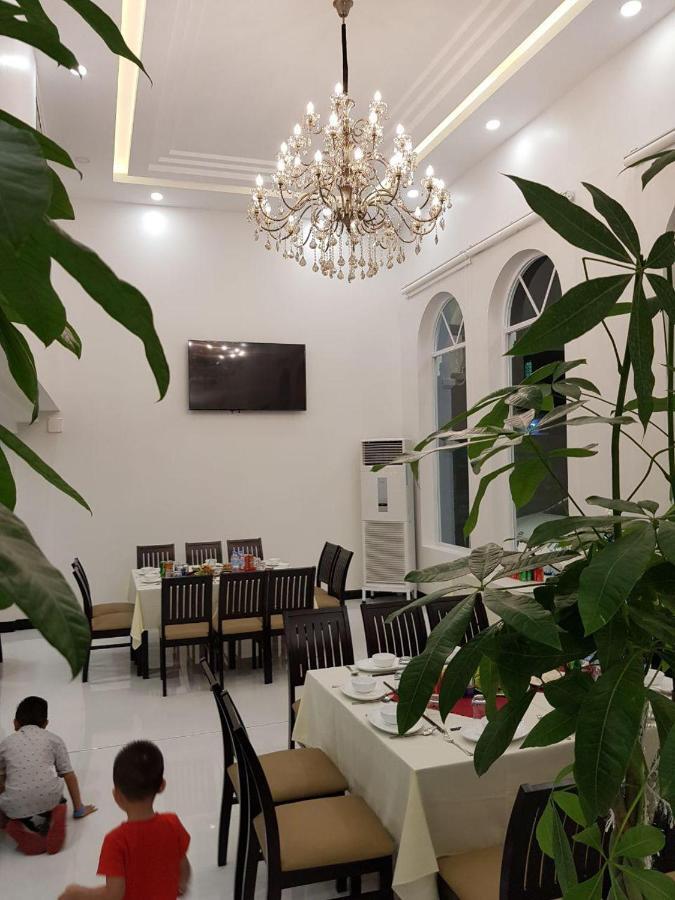 Apple Hotel Three - Near Pnh Airport Phnom Penh Exteriör bild